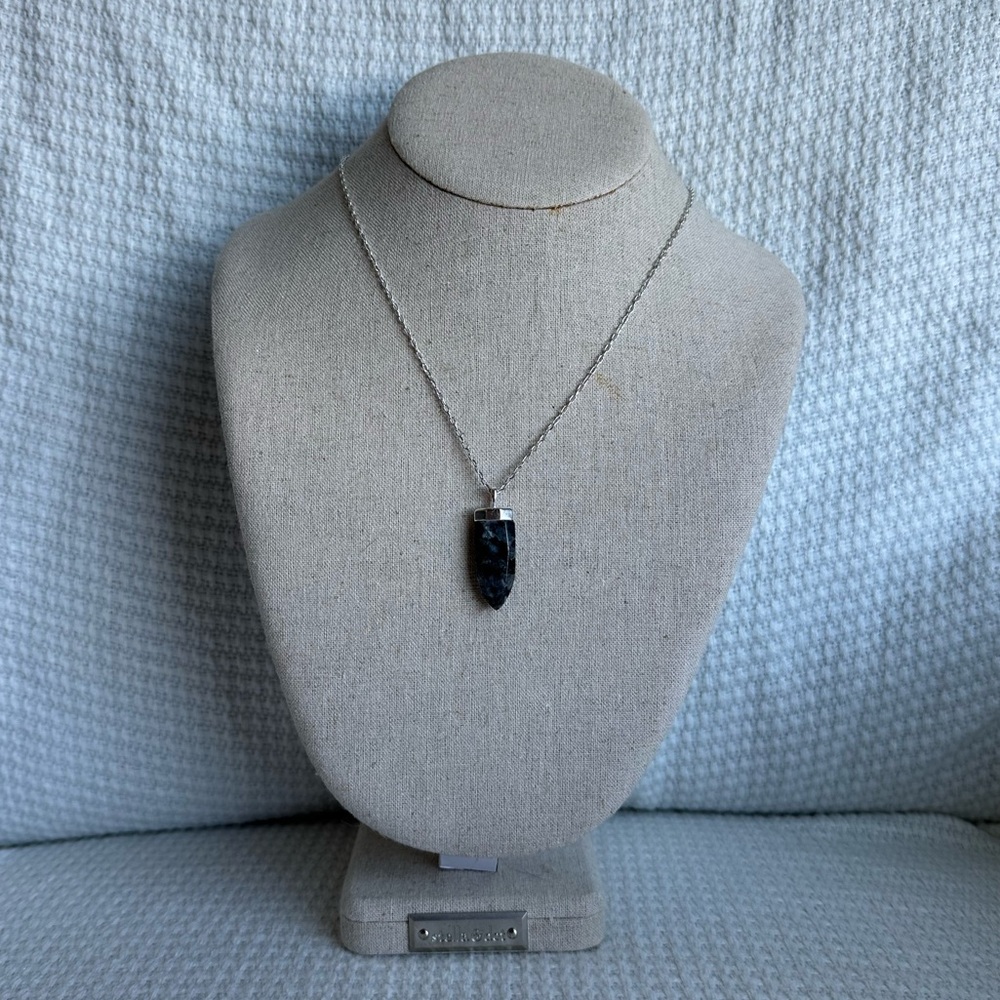 Stella and Dot Silver and Black Pendant Necklace